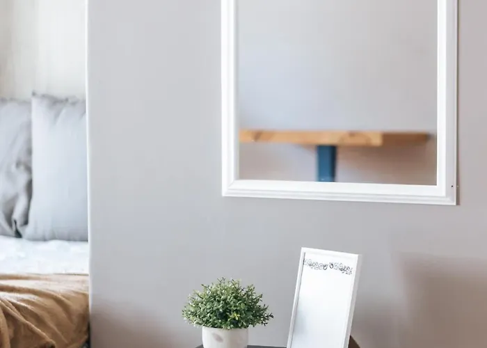 Daniela's Central 201 Πανσιόν